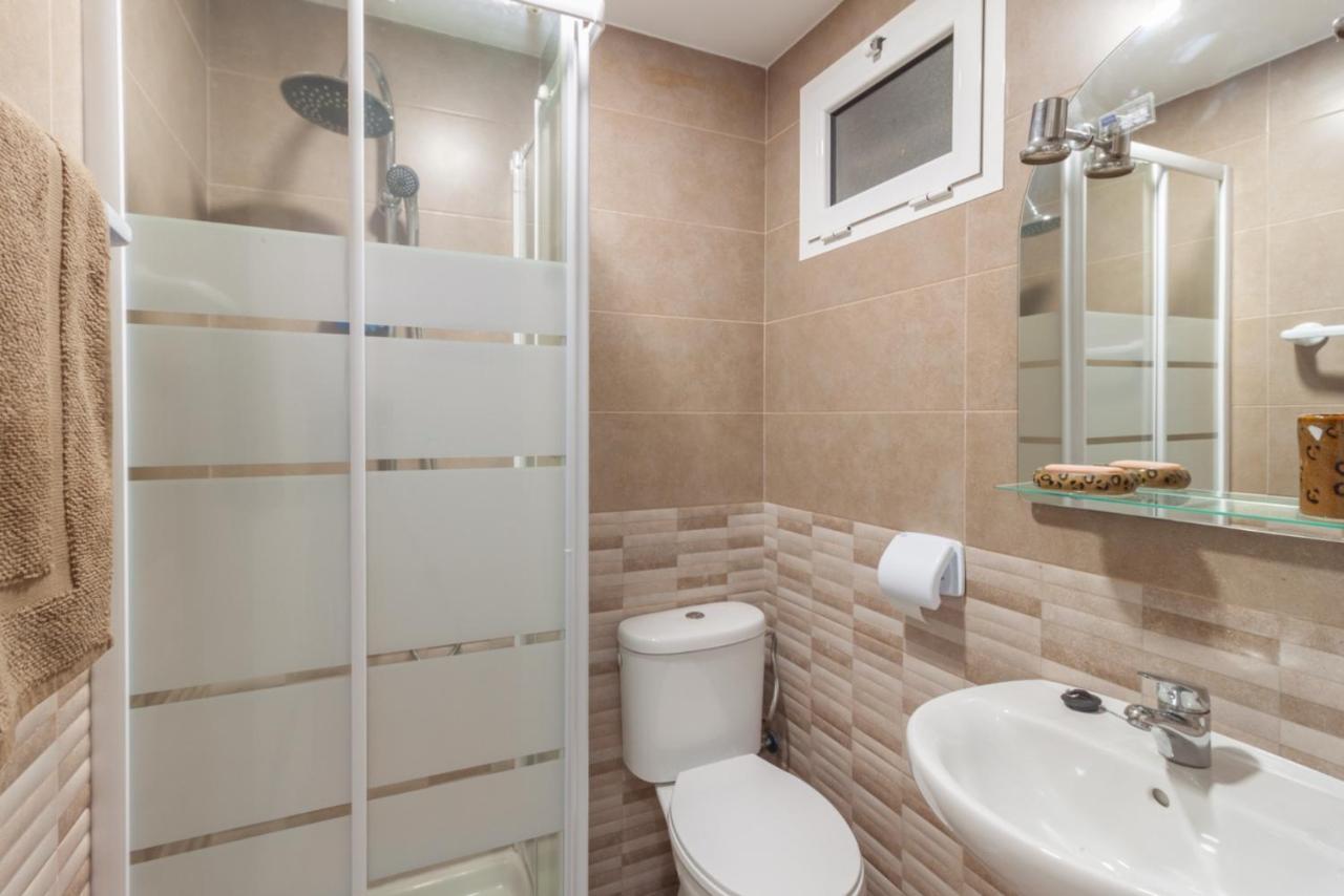 Spacious In A Residential Area *